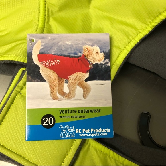 RC Venture Outerwear Dog Coat - NWT - Lime   Size 20 - Great colour for walking - Picture 5 of 9